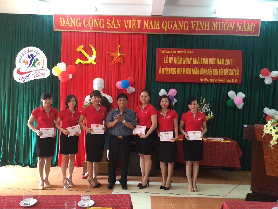 Lễ kỷ niệm ngày Nhà giáo Việt Nam 20/11 và tuyên dương các điển hình tiên tiến xuất sắc