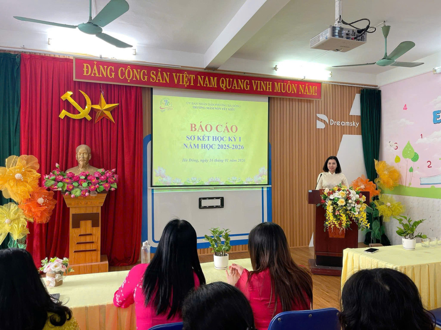 Hội nghị sơ kết năm học 2025- 2026